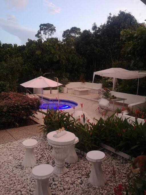 finca-hotel-el-piñal-quindio(4) - Finca Hotel El Piñal jacuzzi
